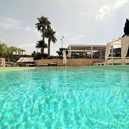 Tenuta House Semesterbostad *